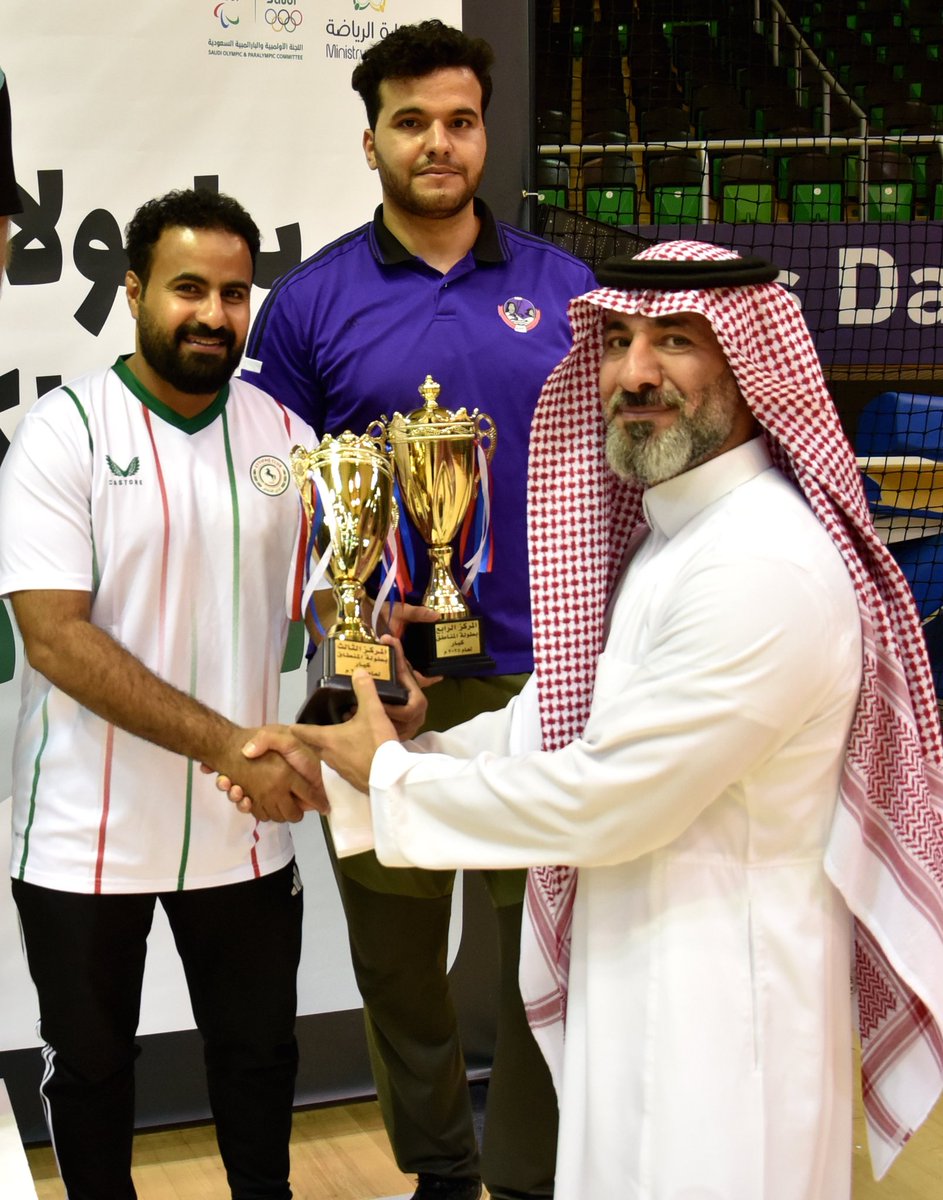 EttifaqSa's tweet photo. نتـائج يومنـا الأول في بطـولة المناطق للجـودو 🥋: 

- ميداليـة فضية 🥈
- ⁠4 ميداليات برونزية 🥉
المركـز الـ3️⃣ بالترتيب العام 👏🏼

#ألعاب_الاتفاق_المختلفة💚❤️ https://t.co/oYKuGFPkJ7