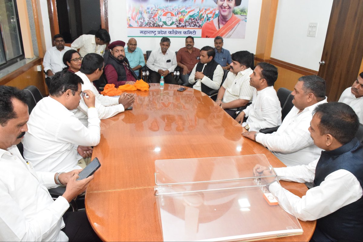 <a href="/INCOBCDept/">INC OBC Department</a> राष्ट्रीय अध्यक्ष, मिशनमैन <a href="/DrJaihind/">Dr Anil 'JaiHind' 🇮🇳</a> जी और <a href="/INCIndia/">Congress</a> सचिव <a href="/JitendraBaghel_/">Jitendra Baghel / जितेन्द्र बघेल</a> जीने <a href="/INCMumbai/">Mumbai Congress</a> #OBC विभाग अध्यक्ष <a href="/Sud_Mandlik/">Sudarshan Sadanand Mandlik. सुदर्शन सदानंद मंडलिक.</a> इनकी कार्यकारिणी के साथ बैठक की,
जिसमें संगठन से जुड़े कई अहम विषयों पर गहन विचार-विमर्श और विस्तृत चर्चा हुई।

<a href="/VarshaEGaikwad/">Prof. Varsha Eknath Gaikwad</a> <a href="/AslamShaikh_MLA/">Aslam Shaikh, INC 🇮🇳</a>