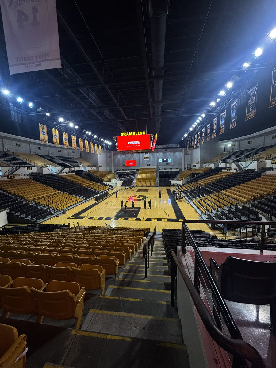 So blessed and extremely grateful to receive my first d1 offer from <a href="/gsutigers_tfxc/">Grambling State University Track&Field and CC</a>! 
Thank you so much for the visit I had an amazing time meeting the team, touring the campus, and getting a true feel for the program. <a href="/ThrowSumthin/">Auntie Throw Sumthin - the Community Coach ⚪💣🥇</a> <a href="/LSWMustangTrack/">Life Mustang Track</a> <a href="/SLThrush/">Scott Thrush</a> <a href="/TXMileSplit/">Texas MileSplit</a> <a href="/TTFCA/">TTFCA</a>