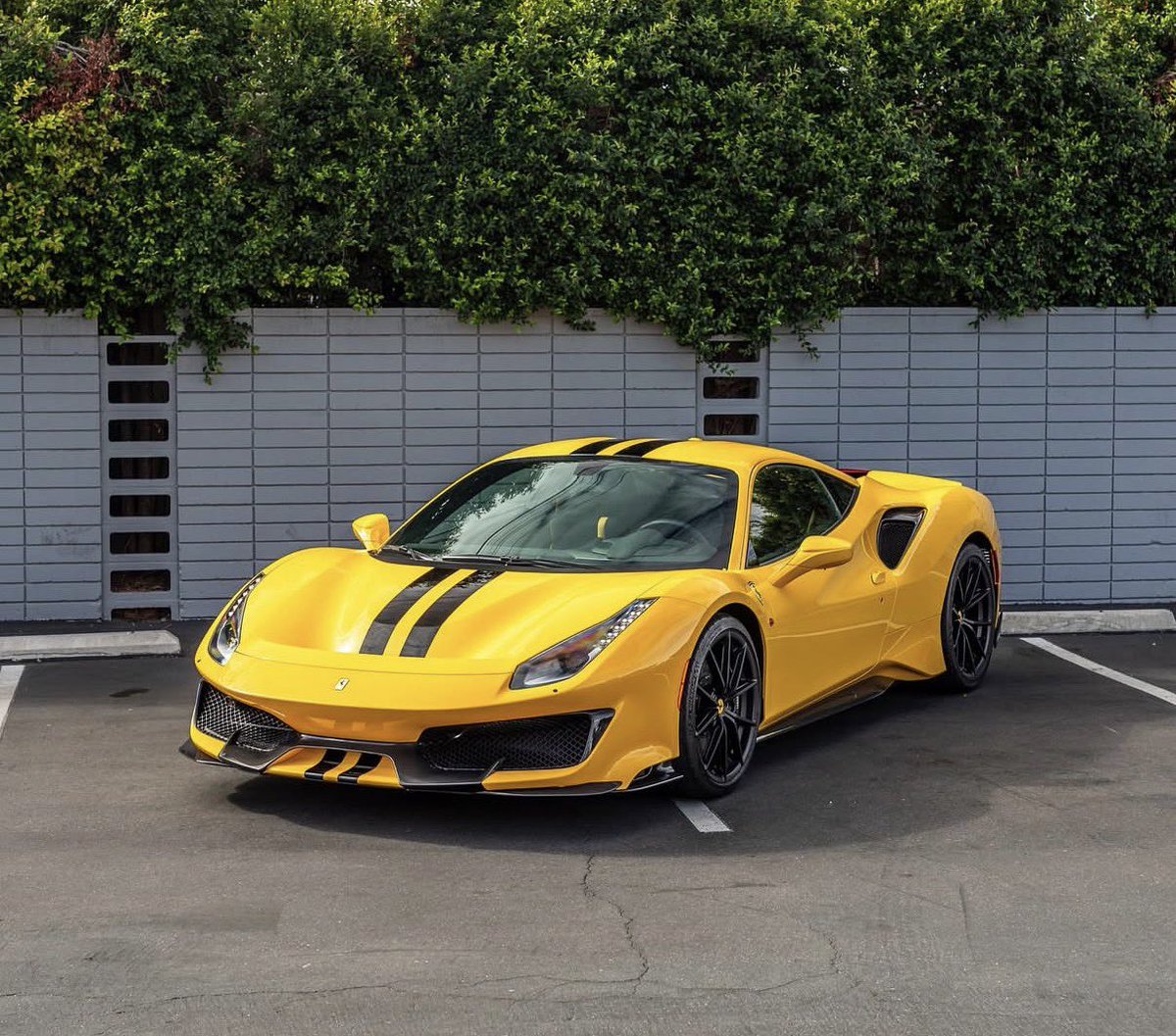 BrenzGarage tweet media