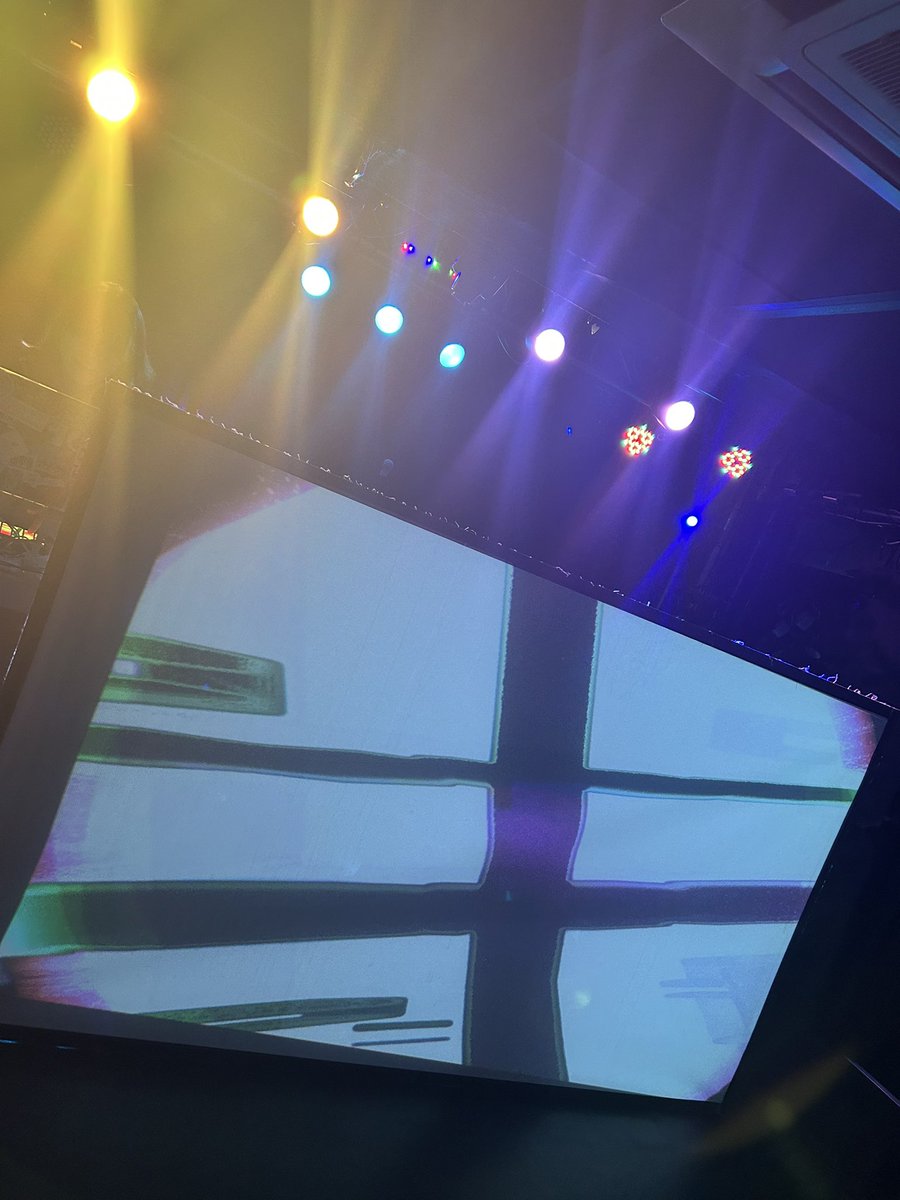 楽しくなっちゃってお酒追加で買いに行ったDJ良い