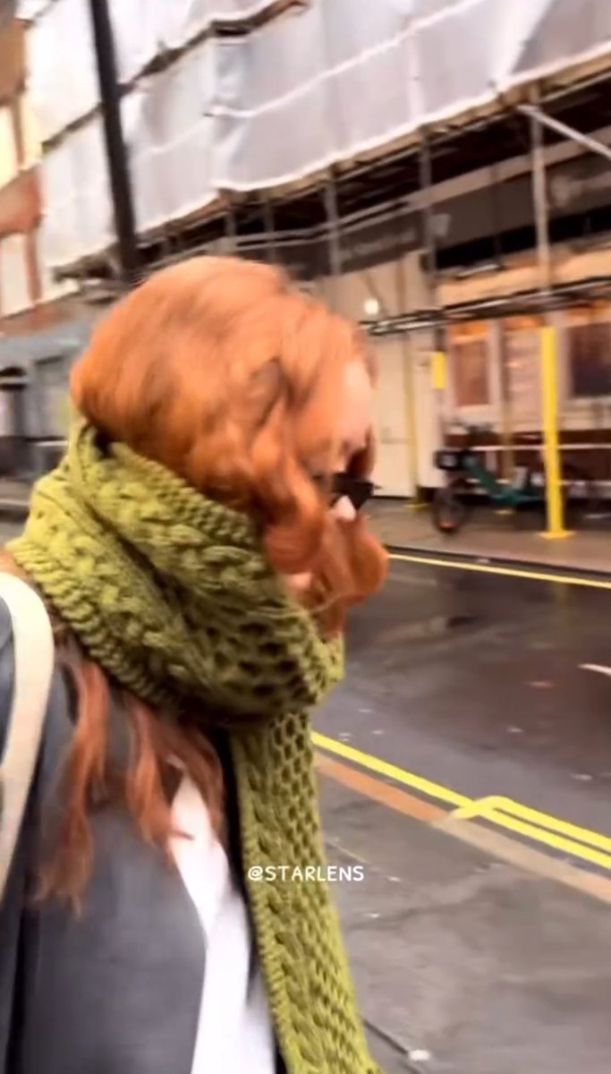 radz_sayz's tweet image. Sadie, Caleb, Finn &amp;amp; Natalia shopping together in London ❤️