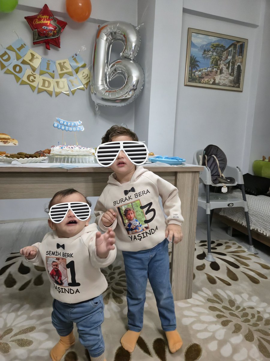 2 tane subyan bebek bu saatte anne koynunda olması gerekıyor ama biz nerdeyiz <a href="/Esk_emniyet/">Eskişehir Emniyet Müdürlüğü</a> deyiz