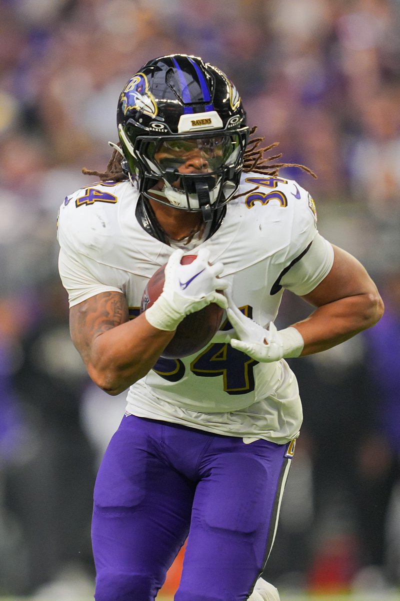 RBs that have hit 20mph on a carry 3 or more times this season...

6x Jonathan Taylor (189 rushes)
4x Jahmyr Gibbs (128 rushes)
4x De'Von Achane (143 rushes)
3x Derrick Henry (148 rushes)
3x Saquon Barkley (149 rushes)
3x Breece Hall (152 rushes)
3x KEATON MITCHELL (15 rushes)