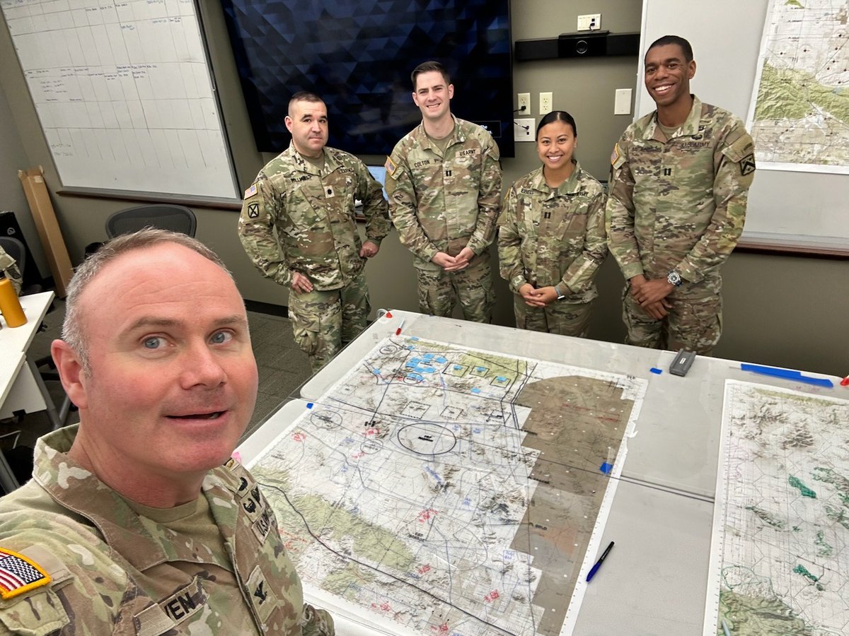 The Army University tweet media