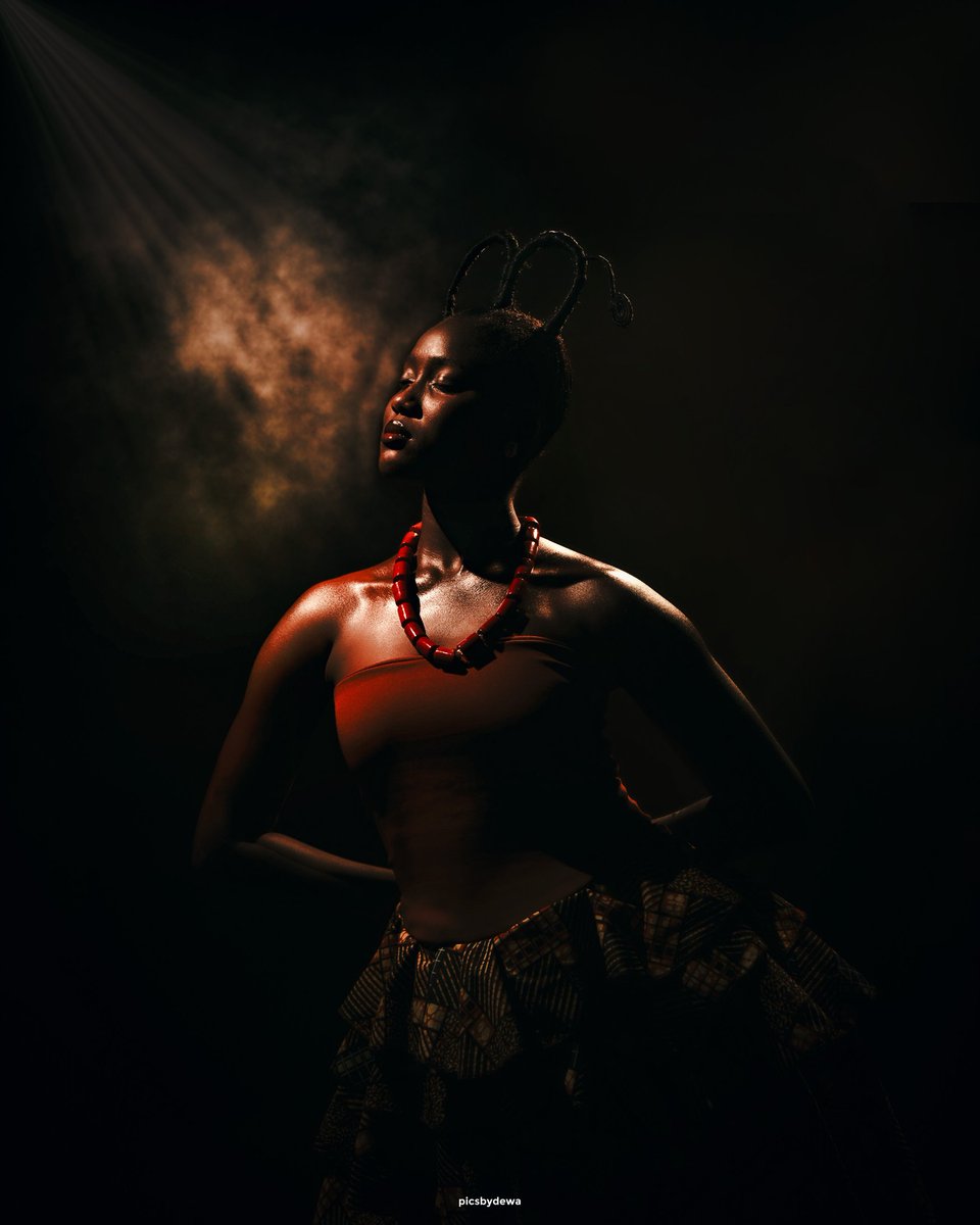 theboydewa's tweet photo. ZOLA: DAUGHTER OF THE CRESCENT MOON 🌙 
 
The ZOLA Legend
​Beneath the veil of velvet night, she rises,
Ajoke, where the ancient gold surprises.
The Moon-Kissed lineage, in shadow born,
A silent promise whispered 'til the morn. https://t.co/dwrBb6EUgX