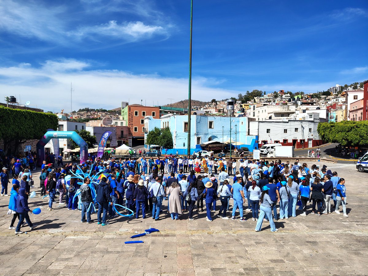 jurisdiccionS8's tweet image. La Jurisdicción Sanitaria 8 caminó hoy por el Día Mundial de la Diabetes en Guanajuato Capital.
Porque si quieres mejorar, ¡ponte a caminar!
💙 Azúcar controlada, vida mejorada
#DiabetesYBienestar #JS8