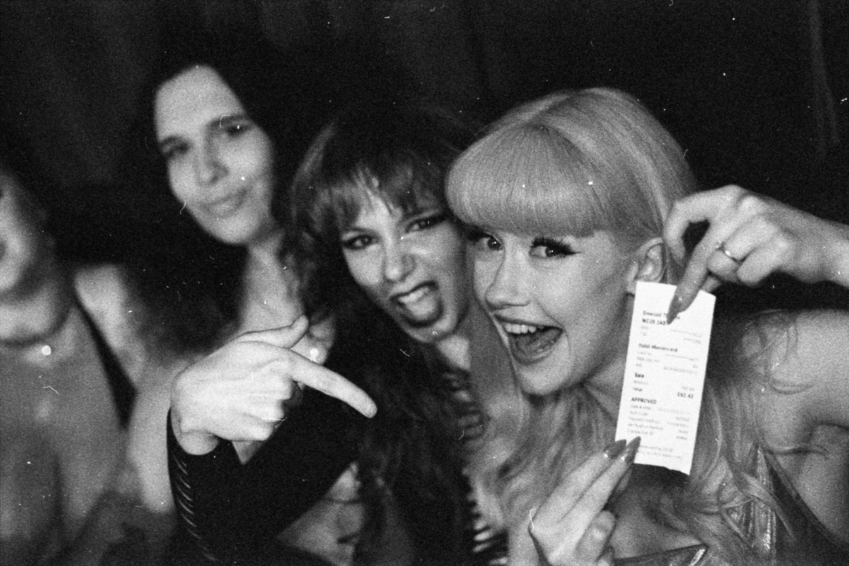 spectralshooter 🔞📸 tweet media