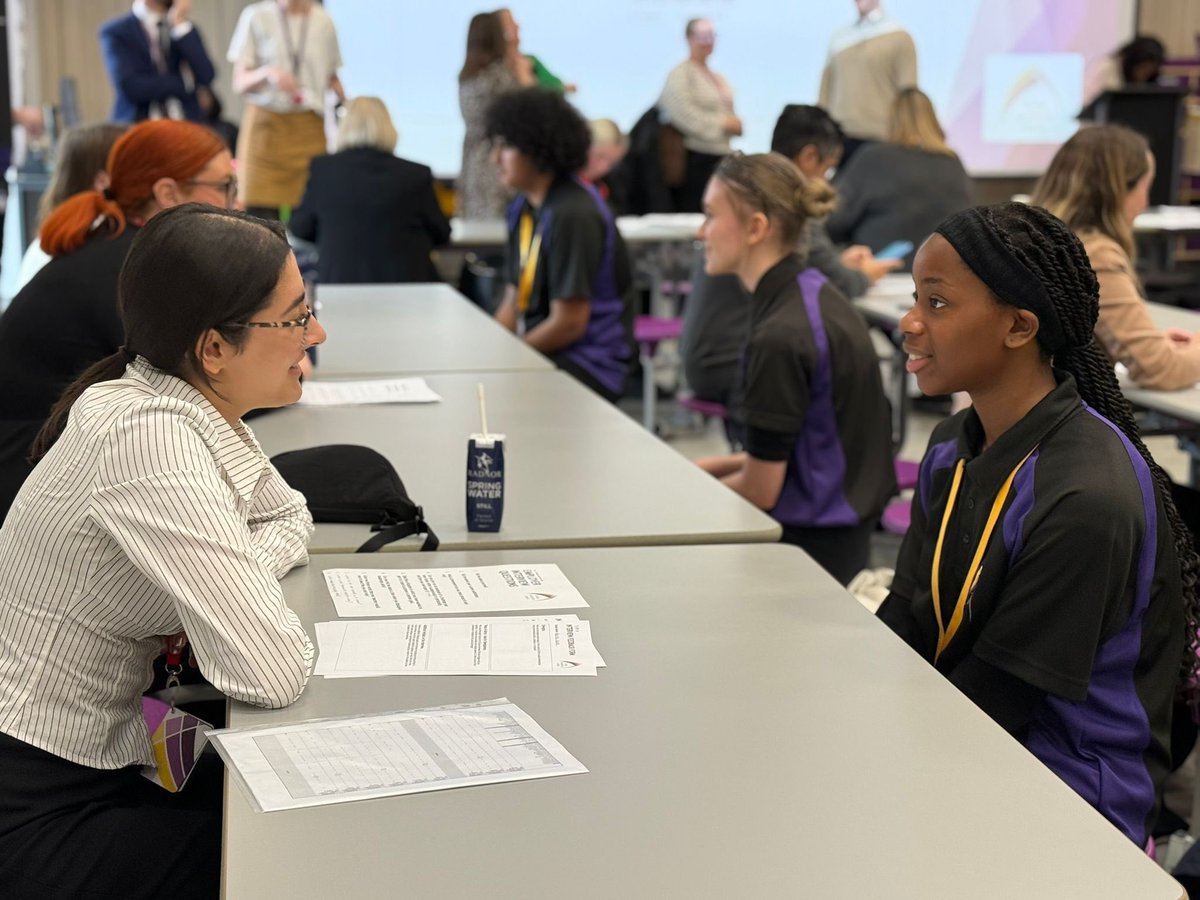 TrinityAcademyL's tweet photo. A massive thank you to all our fantastic interviewers for helping to make our careers interviews so impactful. 💜🌟 https://t.co/DPxHJMRNOC
