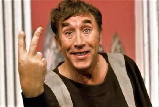 _BillyTheFish_'s tweet image. Not even halfway through November and we're already on our third box of mince pies.

Zero fucks given.