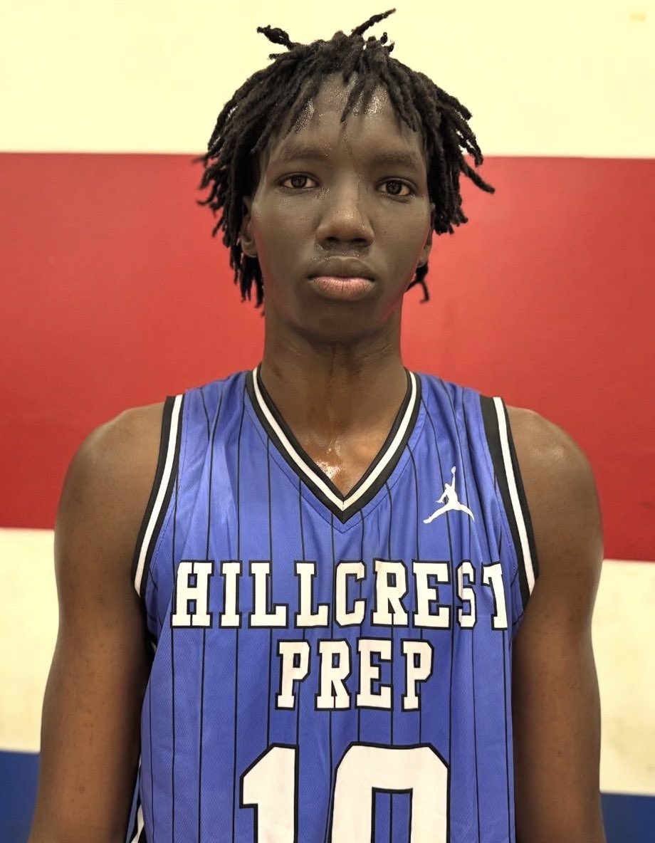 Joe_NPH's tweet image. 2026 6&apos;10 F Daniel Simon needs to be on every D1 coach&apos;s radar.

Now at Hillcrest Prep in Arizona, tells me he has offers from Fresno State, Pepperdine, and hearing from UNLV, Dayton, UCSB.

Mobile, lengthy, athletic Forward who shoots it really well for his size. A lot of…