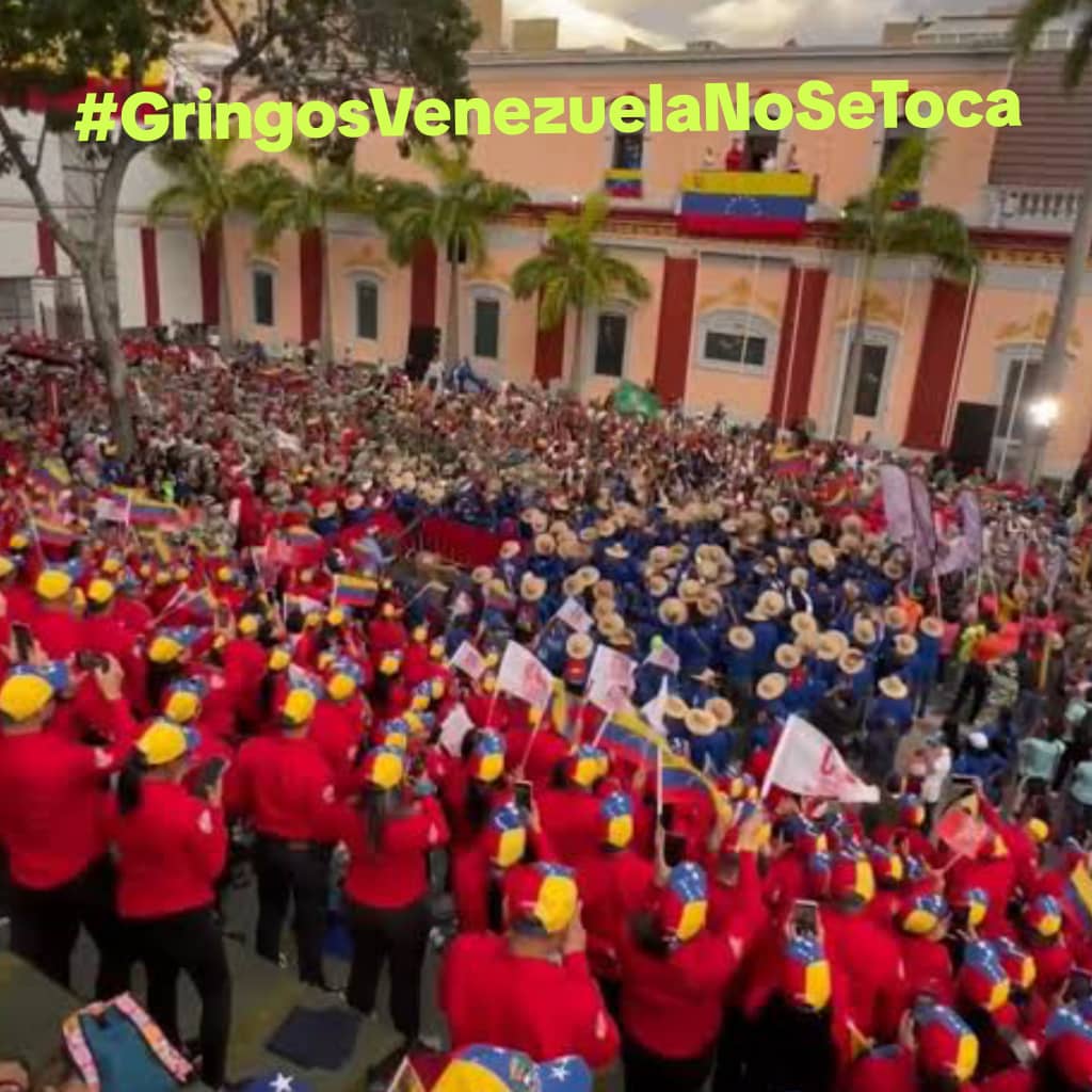XtraLoco's tweet photo. Firme y soberana 🇻🇪 Venezuela es un faro de paz y el mundo entero se pronuncia para protegerla. Nuestra bandera, nuestra tierra, nuestra decisión. #GringosVenezuelaNoSeToca https://t.co/V6NVeX8GYF