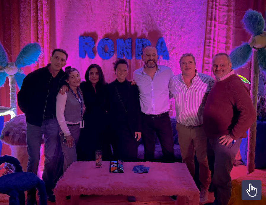 onsoftsrl's tweet photo. 🎉 ¡Felicitaciones a #Ronda por su primer año!
Gracias por invitarnos a ser parte de la celebración y por elegir a iCheck como su plataforma de RRHH !!! 
¡Vamos por muchos años más de crecimiento y colaboración! 💪✨
#AniversarioRonda #iCheck #RRHH #Innovación https://t.co/mZTtDf7KkY
