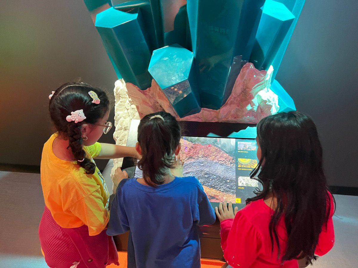 RDE_Dragons's tweet image. Our 3rd grade Dragons explored the wonders of science at the Houston Museum of Natural Science! From digging into the elements to discovering dinosaurs, their curiosity lit up every exhibit.  #DrabekDragons #FieldTripFun #STEMinAction #HandsOnLearning