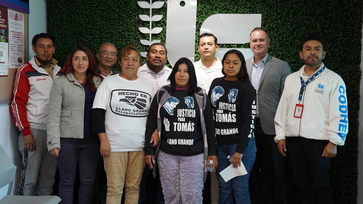 Esta tarde recibimos a integrantes del colectivo <a href="/cdhzloficial/">Centro de Derechos Humanos Zeferino Ladrillero AC</a> y a personas de la comunidad de Llano Grande Atzcapotzaltongo, quienes fueron atendidos por el Segundo Visitador, Miguel Ángel Cruz Muciño, y el Director Jurídico, Juan Antonio Laredo Sánchez.