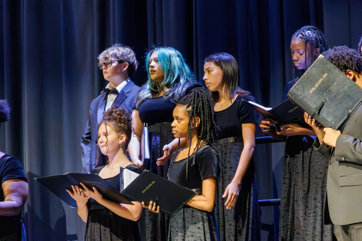 ✨ Last night, our South Girard and Central High School Choirs performed Evensong: Songs of Peace, Joy, and Redemption. We’re so proud of our talented students! ❤️