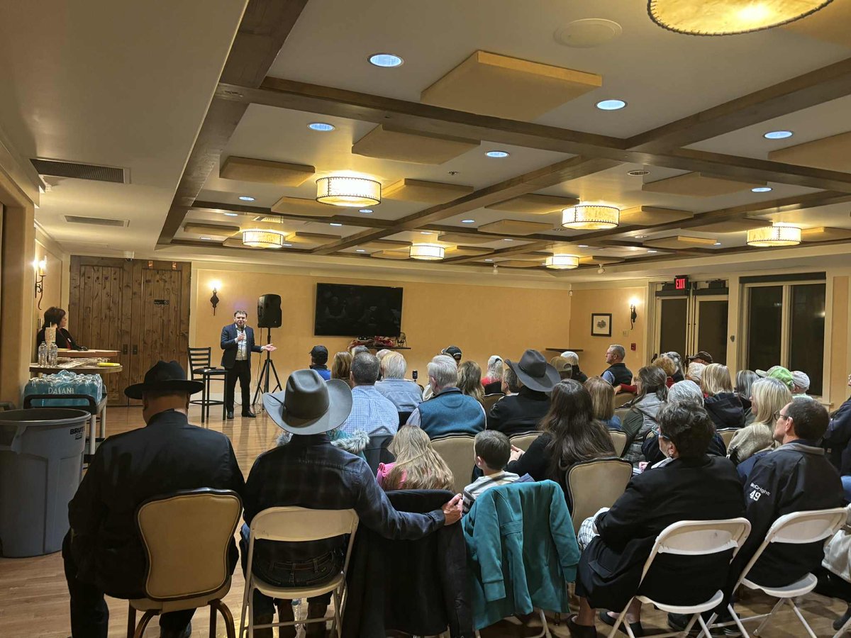 As part of his continuing town hall series, Secretary Gray enjoyed his recent Sheridan County town hall in Sheridan.