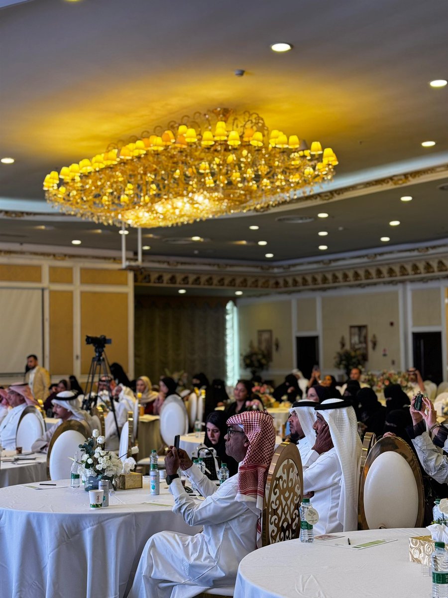 أثــر tweet media
