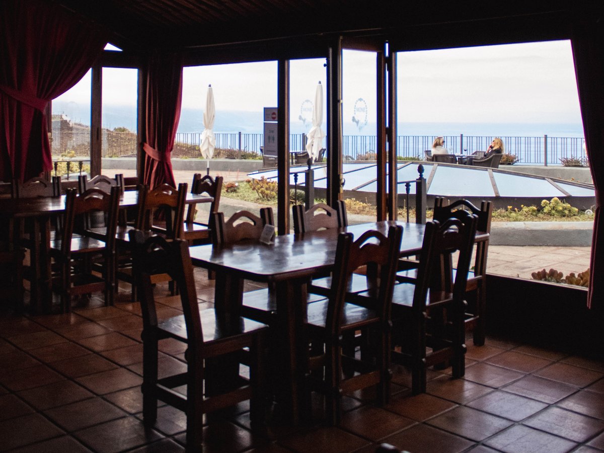 Páter, Bodegas Monje tweet media