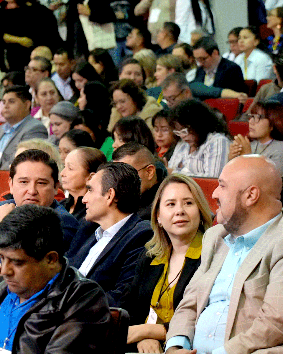 EdInnovationIFE's tweet image. The IFE of @TecdeMonterrey had an outstanding participation in the organization of the 18th National Congress on Educational Research through its representation on the Local Committee. The team also presented research papers showcasing a wide range of findings.