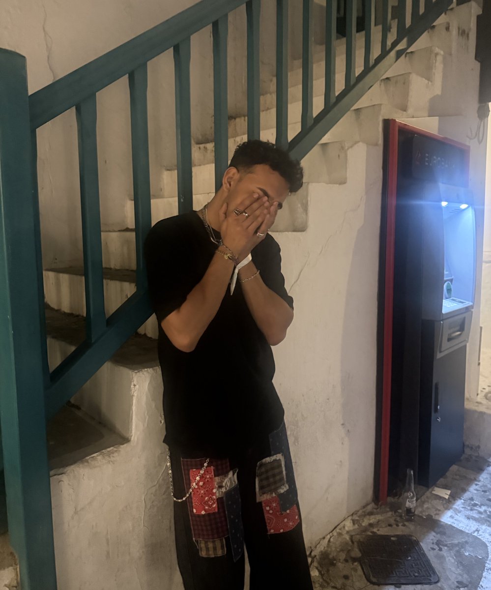 Bags are down HORRENDOUS today…

Please make it stop 😩