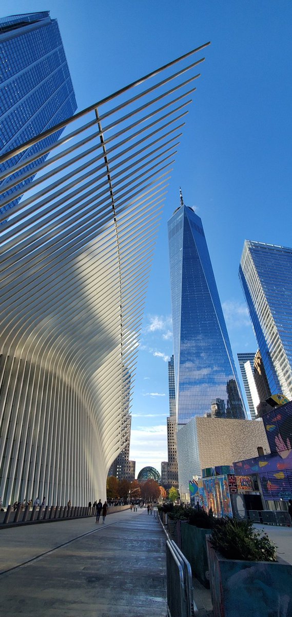 MarieLepp's tweet photo. Happy Friday🍁🍂
#WTC #NYC https://t.co/3tzd6u7ObB