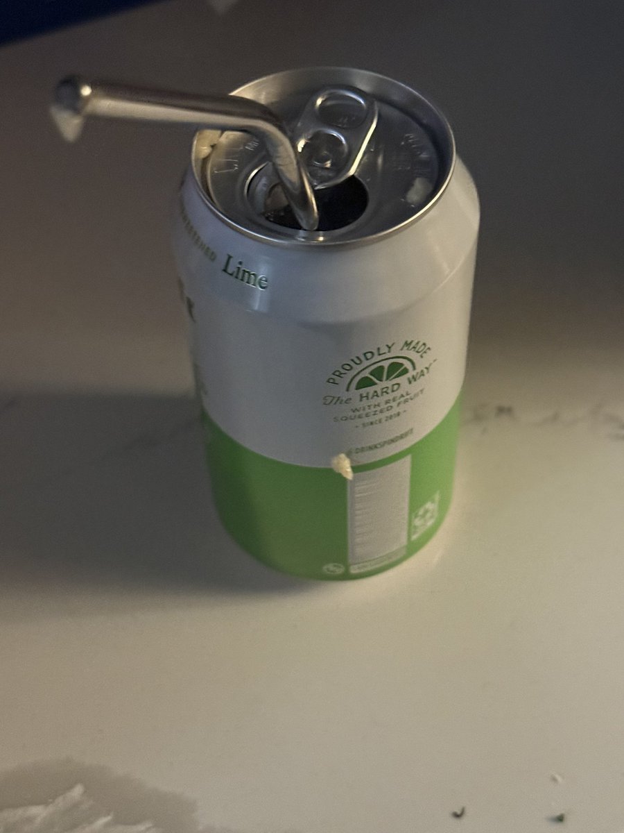 luvsanriho's tweet photo. @drinkspindrift opened this can from my brand new pack i got from costco and please tell me WHAT THIS IS?!?! some thick mystery substance in the can &amp; i shook some other ones and they all didn’t sound like liquid. https://t.co/gmCOzSH4EH