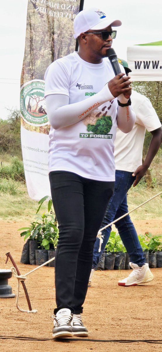 OnPointMedia4's tweet photo. 14 Nov 2025 : Your Friend in Entertainment!!
The 16th Edition of the Friends of the Environment (FOTE) Walkathon Mat South Province 2025 an initiative by Nyaradzo Group  and  partners . 22-kilometres,  Lutumba Pry Schl

Theme : Rooted in Action, From footsteps to forests https://t.co/Du5LZ0QSZC