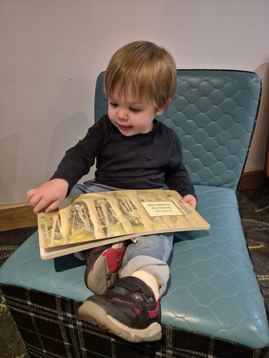 Engrossed in We're Going on a Bear Hunt!  My grandson has good taste. 🙂 <a href="/MichaelRosenYes/">Michael Rosen 💙💙🎓🎓 NICE 爷爷</a>