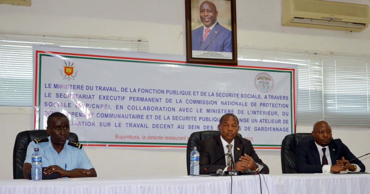 MinTFPSS_bdi's tweet image. #Burundi: L'objectif de cet atelier est d'offrir un cadre d'échanges entre les services techniques de l'#INSS,de l'Inspection Générale du Travail et de la Sécurité Sociale, ainsi qu ceux du département chargé du suivi et du contrôle des sociétés de gardiennage au @MininterInfosBi