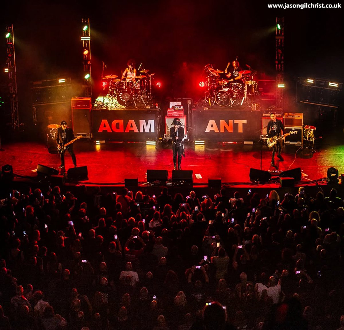 greeniedrums's tweet image. A few from Glasgow by @theotherwayjg 🐜🥁
.
.
#adamant #adamandtheants #antmusic2025 #drums #drummer #drumming #glasgow #scotland #photography
