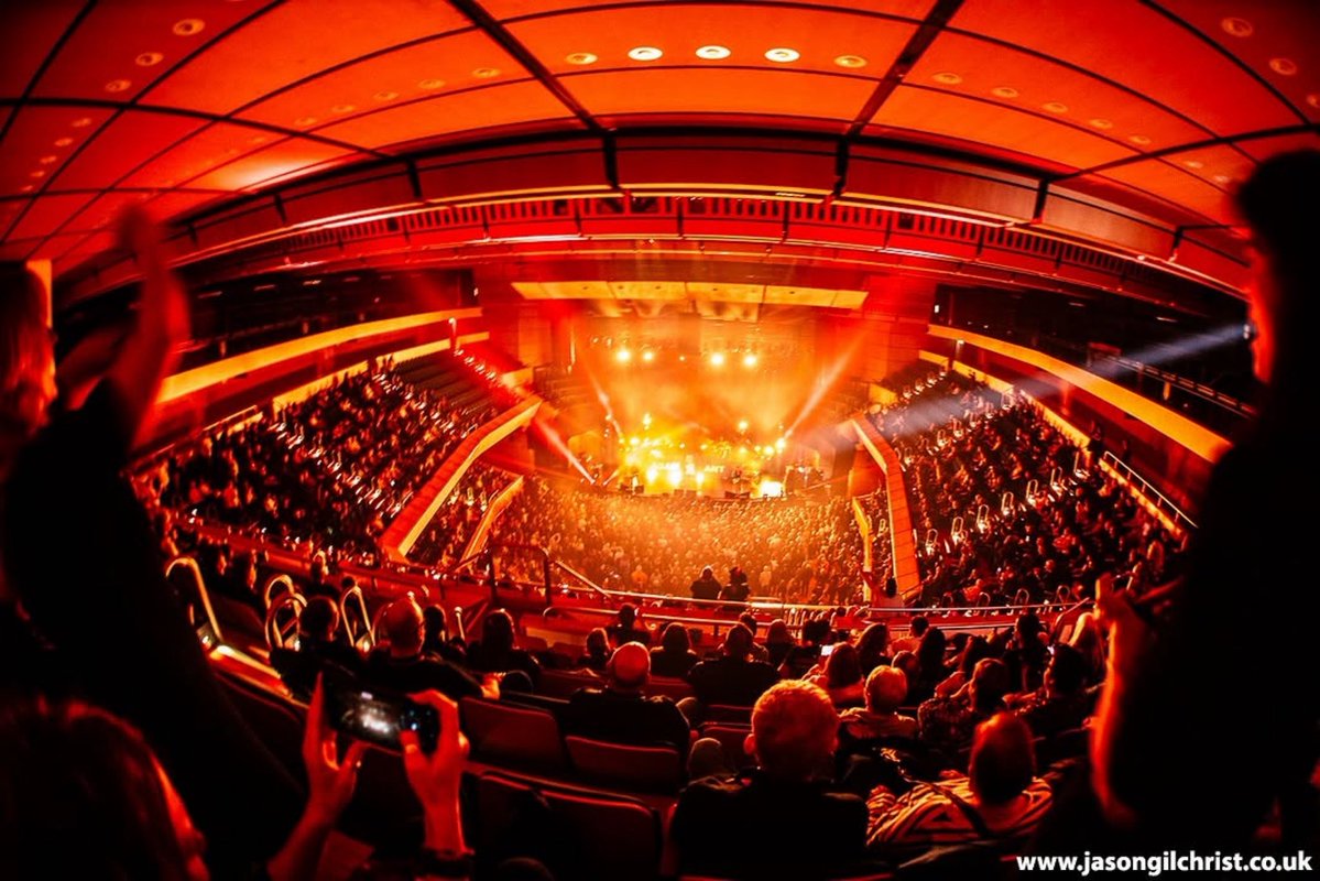 greeniedrums's tweet image. A few from Glasgow by @theotherwayjg 🐜🥁
.
.
#adamant #adamandtheants #antmusic2025 #drums #drummer #drumming #glasgow #scotland #photography