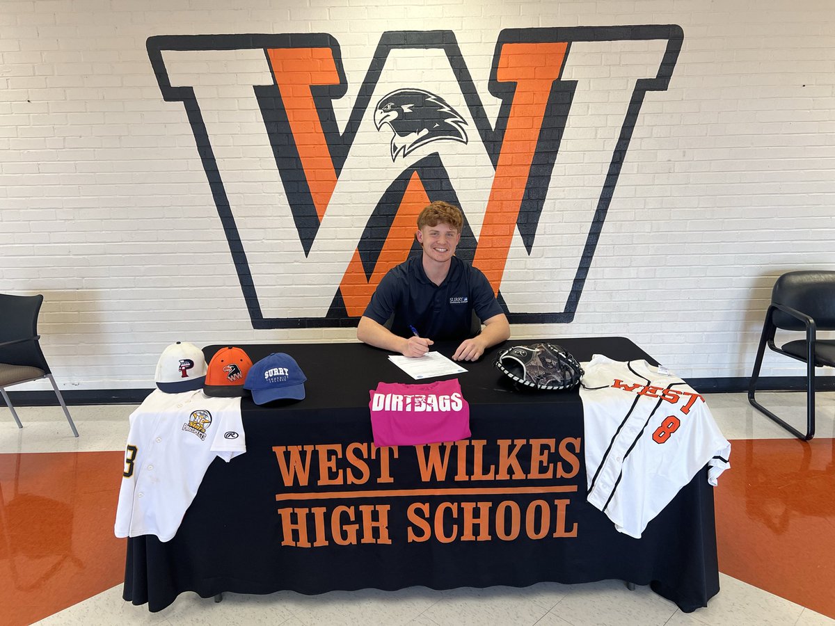 WWblackhawkbaseball tweet media