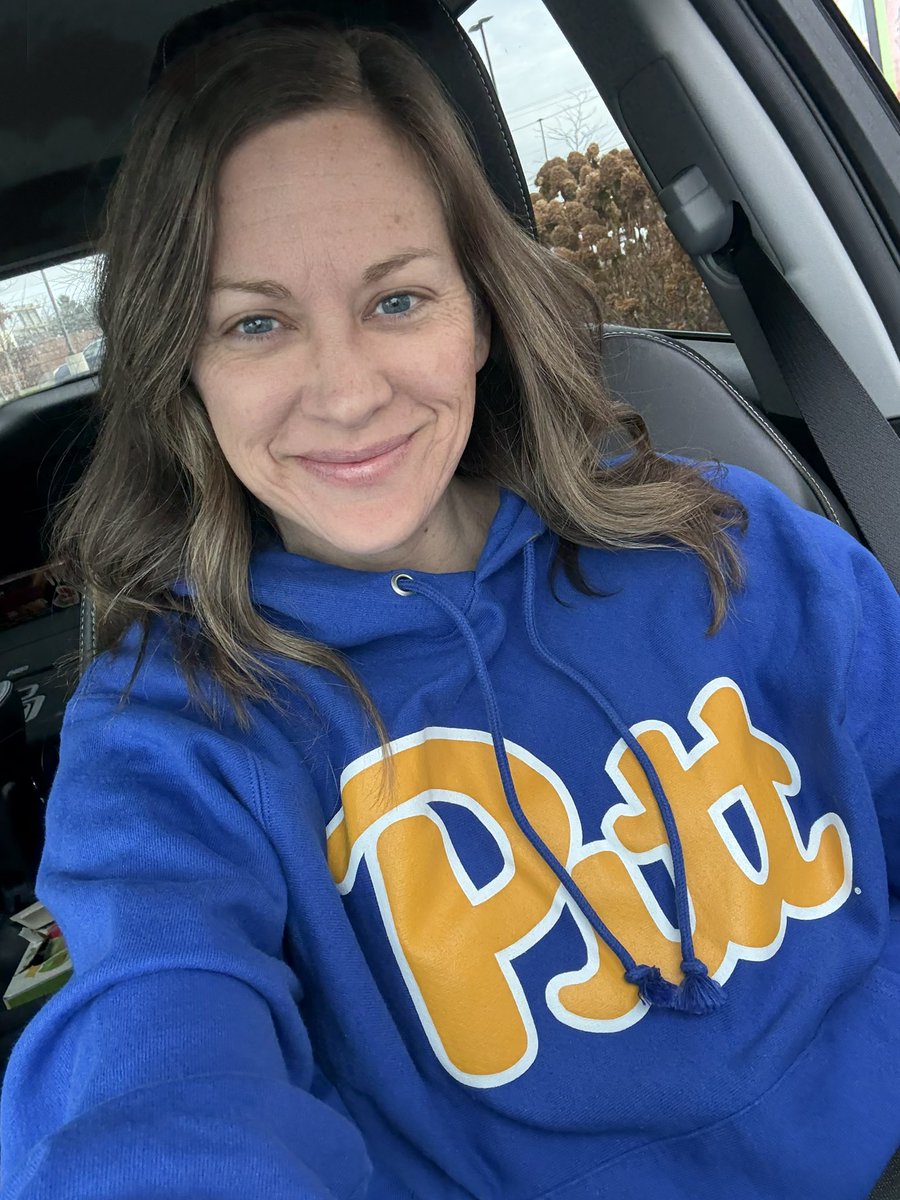 Have a great weekend everyone! #H2P 

If you’d like to help this teacher prep a 5th grade classroom for the holidays, feel free to check out my lists! 🫶

linktr.ee/MrsShadish
