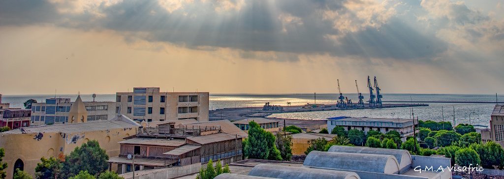 tesfanews's tweet image. ✪ THE SECOND BEST STRATEGIC OPTION

The port of #Assab carries political and strategic importance, yet turning it into a modern commercial port would demand hundreds of millions of dollars, an amount that is far beyond Eritrea’s current financial capacity. Even if such funds…