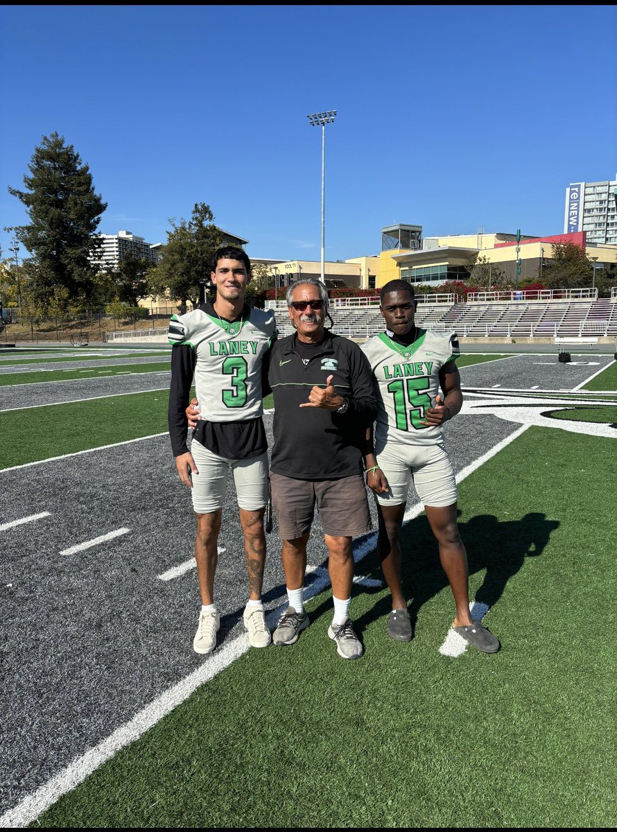 Love you coach beam 😔