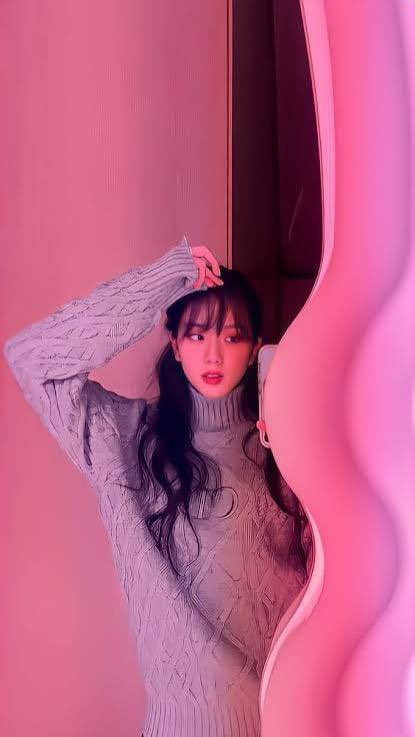 ChanclPrincess_'s tweet image. Trying to stay warm, but it’s so cold! 🥶