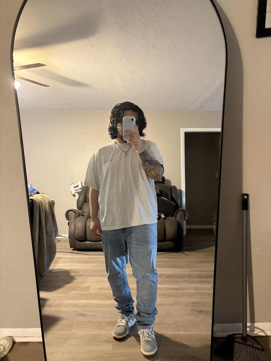 SimplyParas's tweet image. 