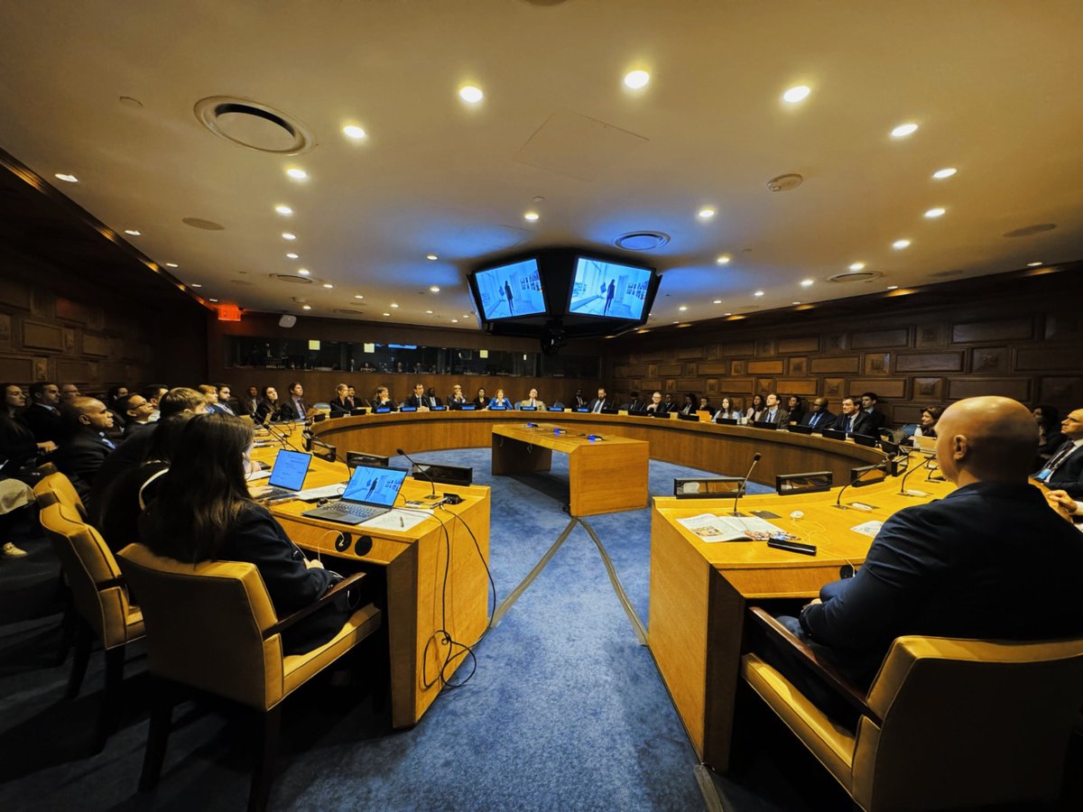 Slovenia to the UN tweet media