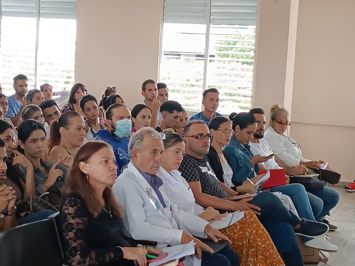 Decano Facultad de Ciencias Médicas Bayamo G3 tweet media