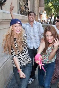 Jortinishugs's tweet image. One day                Or                  Day one