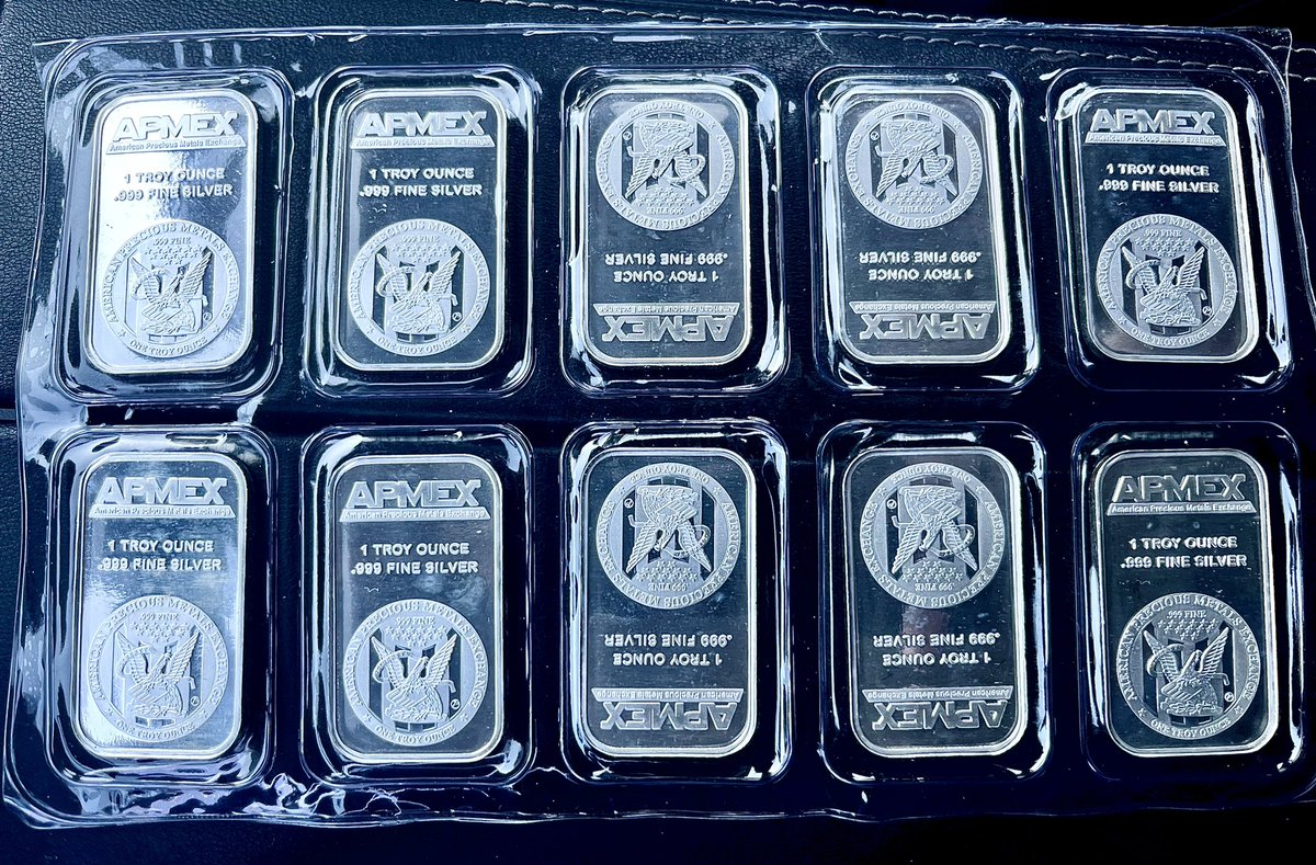 VintageCards2's tweet image. It’s payday so of course it’s new silver day also. #silver #silversqueeze #stacking