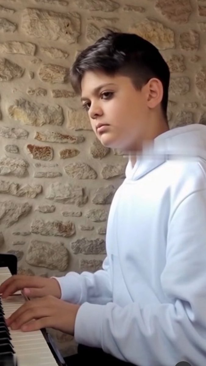 Elimizden Yaşama Sevincini
Alan Herkese
 Ahımız Yük Olsun 

#MattiaAhmetMinguzzi