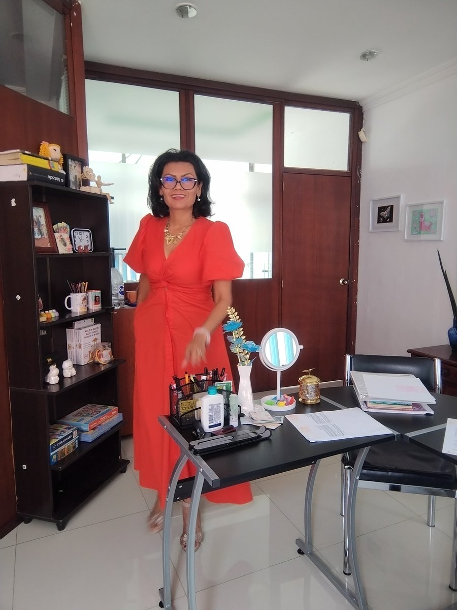 Yulisanchezcab's tweet photo. 🧠❤️Psic. Yuli 
Una psicóloga con propósito. https://t.co/mG3li0cmpR
