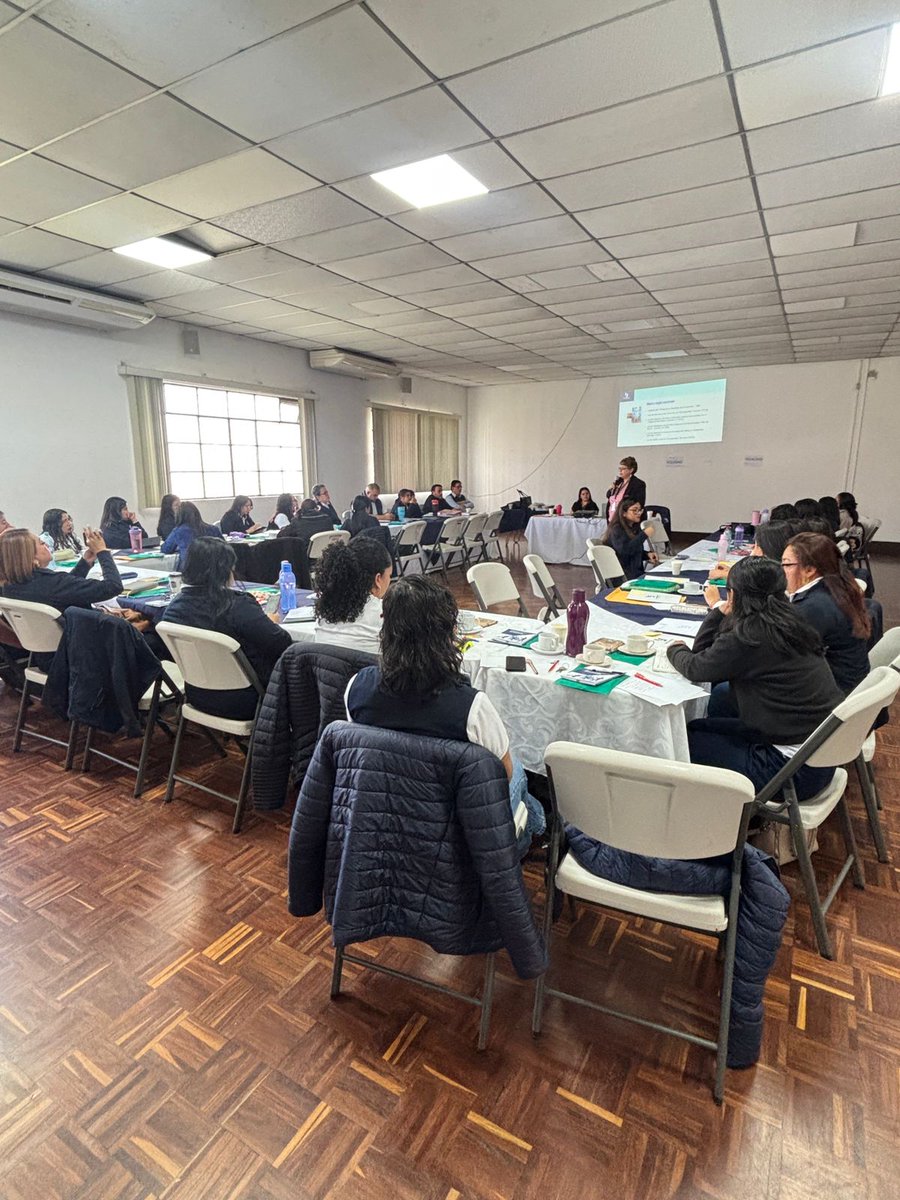 📍#Guatemala
La Defensoría de las Personas con Discapacidad de la <a href="/PDHgt/">PDH Guatemala</a> participa en una reunión con el Comité Pro Ciegos y Sordos de Guatemala, en la que se contó con la presencia de personal directivo y administrativo de dicha institución. Durante el encuentro se desarrolló un