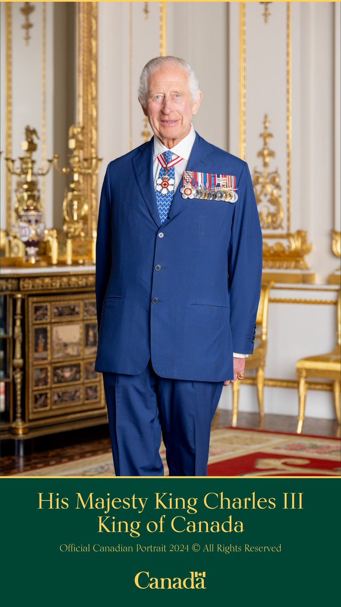 Two people same story. Who is the fake admiral with the fake medals?