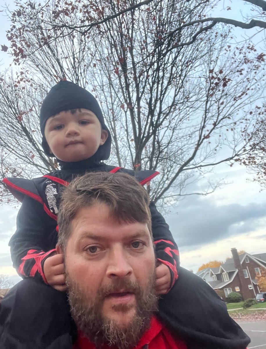 RayBrian101's tweet image. Me and my little ass kicker we rep Cleveland 4L❤️💯 My Best Team Ever ☺️