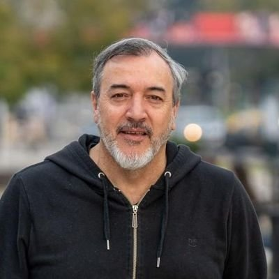 A ver, sale foto de perfil ...
pone cara de PELOTUD0... BASTA!.