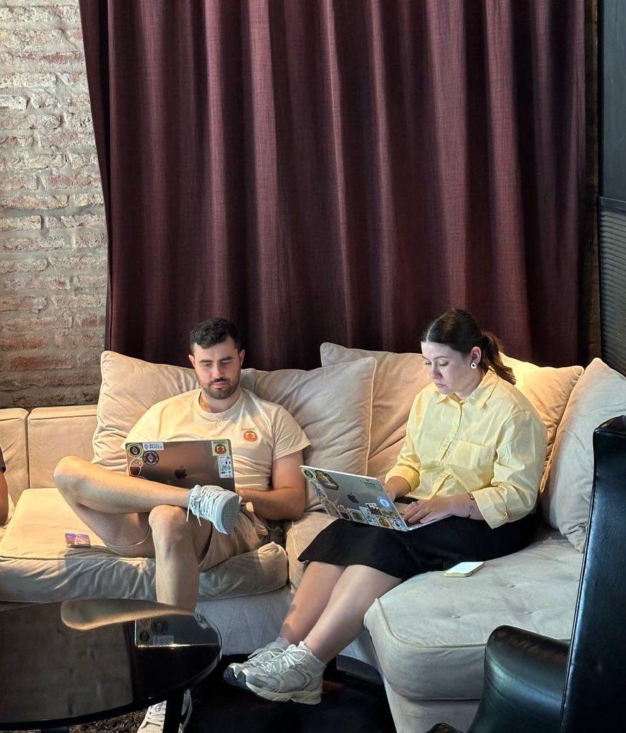 PL__Genesis's tweet image. Amazing energy here at Casa Innovacion Founder Residency/Hacker House! 🔥

Teams are all checked in and are working on polishing up their product, mock pitch sessions, feedback, and nonstop creation. ✨🏡