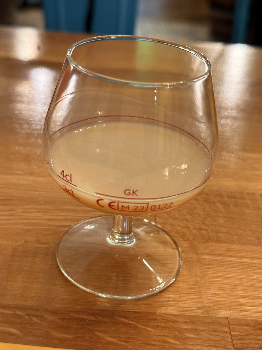 funandsunshine's tweet image. #Umzug 

„Klarmachen“ alte Wohnung Tag 2 abgeschlossen 🧹 

3* Sachen weggefahren 🚛 

Körper gewöhnt sich 🙈💪🏼

Zur Belohnung war ich in 🇵🇹:

Hähnchen &amp;amp; Reis, 2* Oliven 🫒 &amp;amp; Likör zum Nachtisch🥃

Happy evening 🙋🏼‍♂️😊